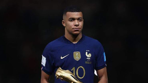 What Mbappe said at the end of the first half of the final